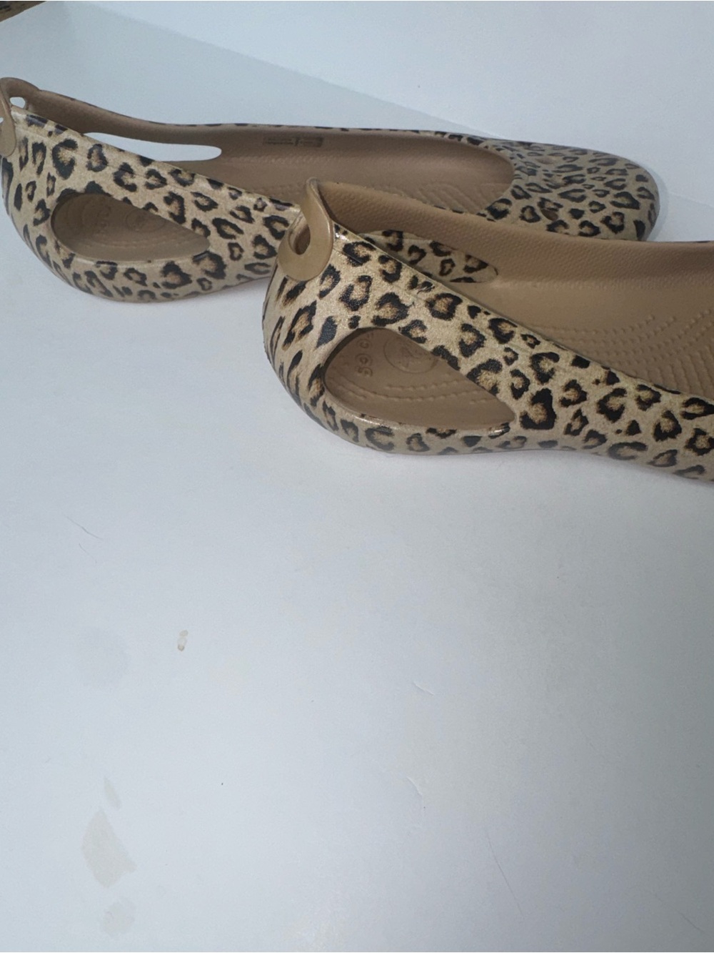 Crocs Kadee Leopard Print Ballet Flats 9 Y2K Ballet Core Coastal Grandma Comfort - Picture 9 of 11